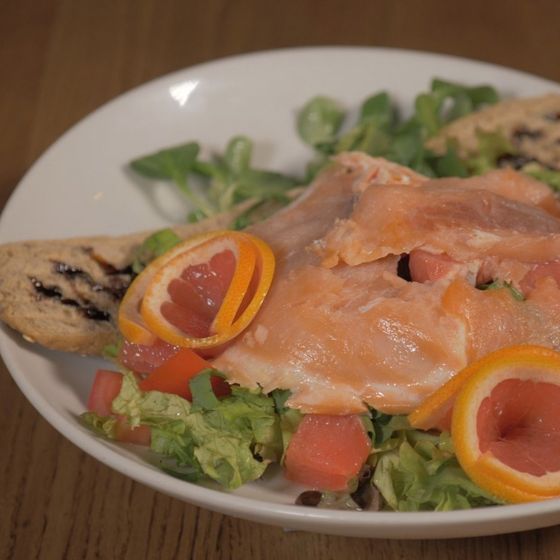 Salmon salad